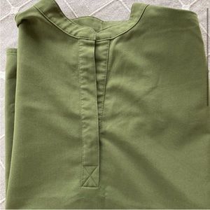 Olive Green Figs top (small but fits like medium)